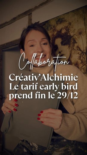 ART JOURNALING / JOURNAL CRÉATIF : 1 an pour relancer et nourrir ta créativité. ✨✨✨ En 2026, je rejoins Créativ’Alchimie : un programme annuel de journal créatif (art journaling) avec 24 ateliers en ligne, créés par des artistes. ￼ Si tu aimes le mixed media, la matière, la couleur, les superpositions, les accidents heureux (ceux qui font une page vivante 😌)… tu vas te régaler ! Moi, j’y propose un atelier inédit : “Révéler la vie avec la couleur” 🎨 Une exploration intuitive dans mon journal d