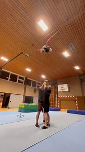 14K views · 76 reactions | Double back to stand  #acrobatics #acro #thefreaks #circus #banquine #cirque #training #acrobats #cheer #stunts #circusaroundtheworld #showteam | The Freaks Showteam | Facebook