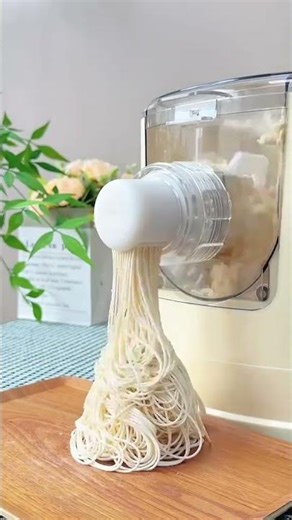 🍝 Fresh Pasta in Seconds! Automatic Pasta Maker Magic 😍⚡