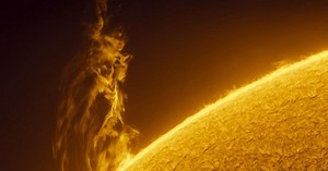 Vídeo impressionante mostra Sol ejetando uma nuvem de plasma; veja
