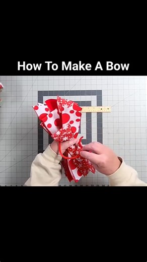69K views · 903 reactions | ✨️ HOW TO MAKE A BOW: The "Funky Bow" ✨️ ...This Bow is great for larger wreaths & door swags. It's also great as a small Christmas tree topper! MATERIALS LIST  - 2.5" wired ribbon of choice - 1 pipecleaner - Scissors - Ruler ✨️Grab high quality ribbon at TMIGIFTS.COM and be sure to use my discount code NIKI20! ✨️ ♡ Happy bow-making! ♡ #bows #wreathmaking #crafty | Still Waters Wreath Designs | Facebook