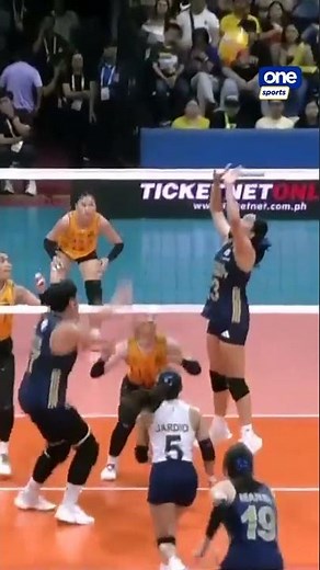 Lamina SETS UP Alinsug FOR THE COMBINATION PLAY 💥 in Set 3 | UAAP Season 88 Women’s Volleyball