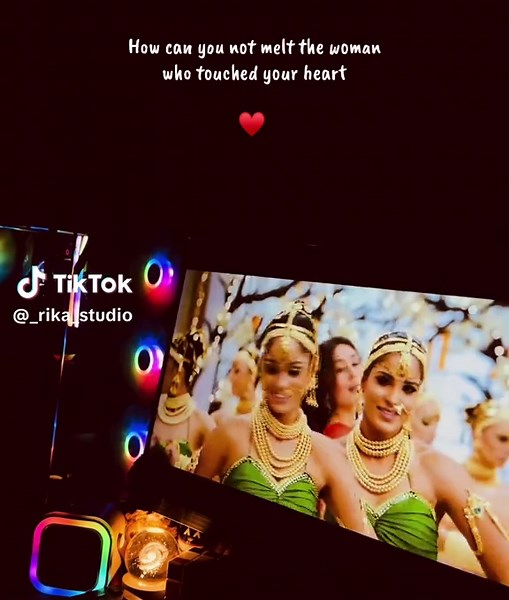 Chammaka Challo: Heartfelt Moments from Ra.One