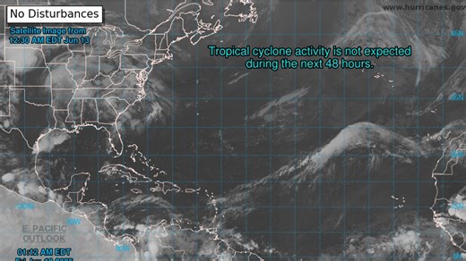 Saharan Dust moves into Florida as National Hurricane Center tracks 4 tropical waves