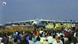 203K views · 20K reactions | Antonov An-225 Full Display Farnborough 1990 Filmed by Andrew Restored and Edited by The Bear | Airshow World | Facebook