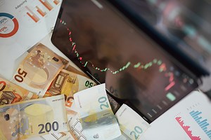 EUR Currency News: Expert Analysis and Market Trends