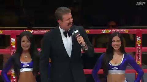 Robert 'Big Bubba' Salinas has entered the ring! ———LIVE NOW🇺🇸 ESPN+#MVPW02