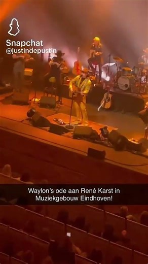 Waylon’s ode aan René Karst in het Muziekgebouw in Eindhoven