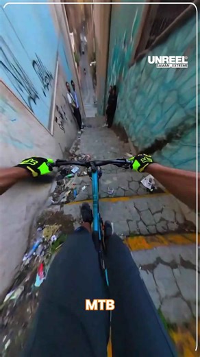 Graffiti trails and thrills: Urban downhill MTB adventure in Toronto!