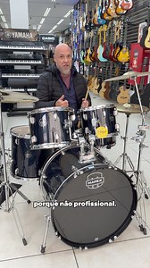 ‣ Bateria para todos os gostos: Mapex Prodigy 🥁 ‣ Produzidos em basswood, com acabamento revestido, os tambores da Prodigy são montados com o novo modelo de canoa que utiliza apenas um ponto de contato. 👌 ‣ Para saber mais, visite uma de nossas unidades, acesse o site ou em contato conosco via WhatsApp 🥷 ‣ Valor: https://www.ninjasom.com.br/bateria mapex prodigy?_q=bateria mapex prodigy&map=ft #NinjaSom #lojadeinstrumentosmusicais #audiopro #baterista #mapexdrums #mapexprodigy | Ninja Som