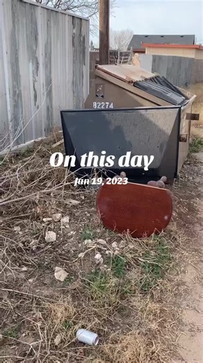 #onthisday Throwback to what is, amusingly, my best performing video of all time. Of course it has nothing to do with arcade repair. This is now my bedroom TV.