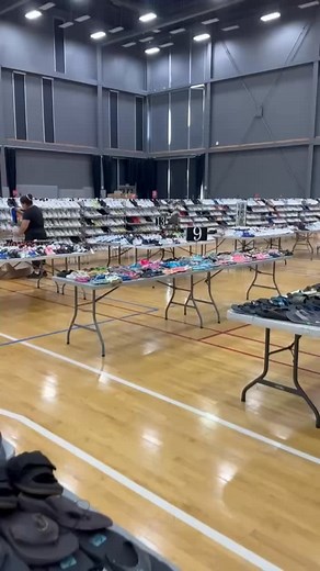 The Reebok Warehouse Sale is happening NOW at the Markham Pan Am Centre! Shop up to 80% off thousands of shoes, apparel, and accessories! 👟🛍️ 🗓️ August 22-24 ⏰ Friday 10am-9pm / Weekend 10am-6pm 📍 16 Main St Unionville, Markham, ON SDCLUB perks not applicable for this sale as we are not hosting it #sale #shopping #markhamsale #shoesale #reebok #reeboksale | StyleDemocracy