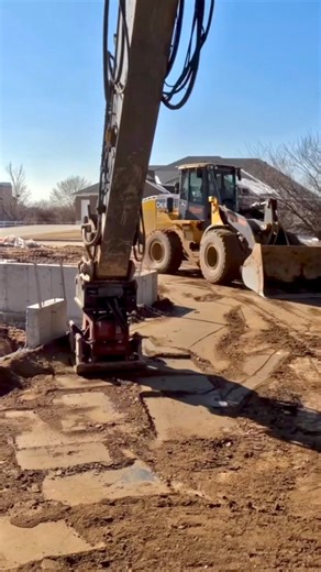 Ryan H Goodfellow | What’s your favorite method of placing and compacting incoming fill material? . . . 📷 @alaserpro #rockstructures #rockstructuresutah #pov... | Instagram