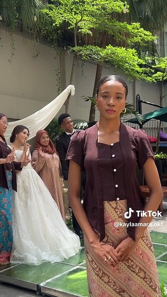 Intimate Wedding of Chima: A Beautiful Celebration