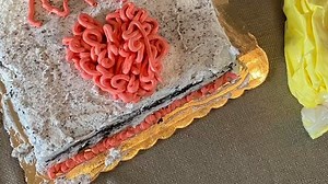 16K views · 210 reactions |  Have kids at home looking for activities? We've got cake decorating kits in our Bakery that come with a small cake, frosting and sprinkles. All for $6! And when they're done, you've got a tasty treat for the family. https://festvl.com/3eHFSye | Festival Foods | Facebook