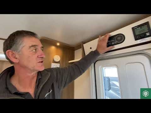 How to use the control panel and power supply unit in a Swift Fairway Classic 2022 model ⚡️