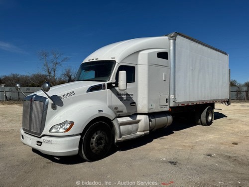 2019 Kenworth T680 22' S/A Sleeper Cab Box Truck Liftgate APU A/T A/C bidadoo | eBay