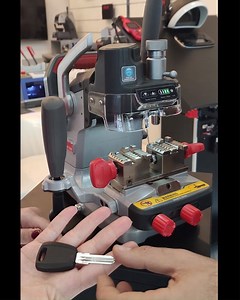 13 reactions | Dolphin XP-007 Scopri i modelli di chiave supportati Segui sotto il link diretto all'acquisto https://www.xhorseitalia.com/product-page/xp-007 | Xhorse Italia | Facebook