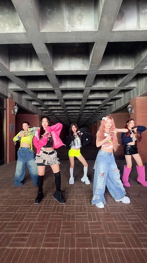 ILLIT 아일릿 on Instagram: "ᵀᶦᶜᵏ ᵗᵃᶜᵏ ᵗᶦᵗᵃᶜᵏ ᵗᶦᶜᵏ ᵗᵃᶜᵏ ᵗᵃ ᵗᶦᶜᵏ ᵗᵃᶜᵏ #ILLIT #아일릿 #Tick_Tack #Tick_Tack_CHALLENGE"