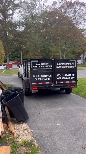 🚧 Quick Cleanup in Sound Beach, NY! 💪 All County Waste Solutions completed a fast and efficient cleanup for a local contractor today in Sound Beach. We helped get the property back in shape and ready for the next phase of work! If you need contractor site cleanups, debris removal, or skid steer services, give us a call — no job too big or small. 📞 Eric: 631-972-8677 | Gary: 631-394-8563 All County Waste Solutions | All County Waste Solutions Inc.