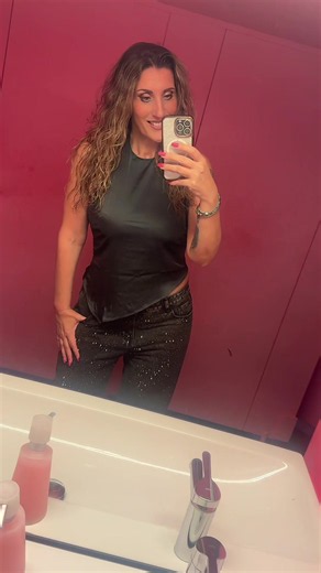 Jenny C (@jenny_c_)’s videos with audio originale - GIUSEPPE ROCCASALVO JOE ROK