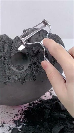 ASMR DIG A MYSTERY FUFUSQUISHY HEART KIT!!