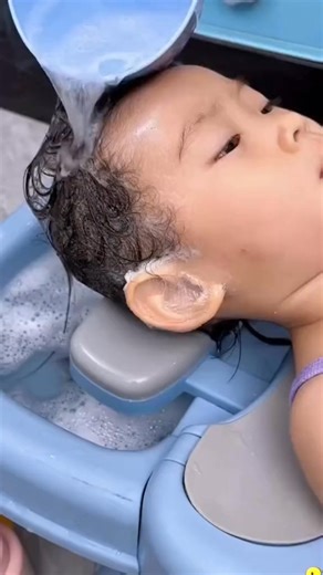 get here: https://mishbaby.com/60-pieces-baby-shower-ear-stickers 🛁 60 Pieces Baby Shower Waterproof Ear Stickers – Keep Your Baby's Ears Dry & Protected! 🌟 Say goodbye to worries during bath time or swimming sessions with these Baby Shower Ear Stickers, specially designed to keep water out of your child’s ears. Perfect for swimming, bathing, or showering, these stickers provide effective protection while being gentle on the skin. 🌟 Key Features: Waterproof Protection: Prevents water from ent