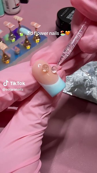 how I make 3d flowers for summer sets 🧡 . . . #3dflowersnails #nailarttutorial #summernails #springnails #beachnails #pressonnails #pressonnailbusiness #nailart #3dnailart