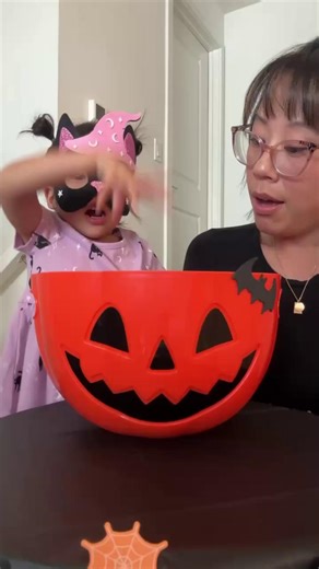 4.6K views | Spooky season starts now with new free, digital content on the tonies app! ‍⬛ Check out 'Lalalinos: Black Cat Scaredy Cat' and other free Halloween music and stories in your tonies app! Simply add it to your Creative-Tonie and get in the Halloween spirit  Happy Haunting! ‍⬛ | tonies | Facebook