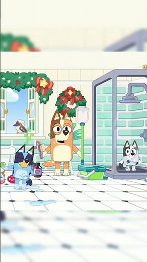 Holiday Bath Time! Bluey Gets Ready for Christmas