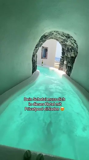 Traumhotel auf Santorini mit Privatpool ab 79€