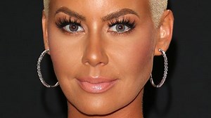 Did Amber Rose forget her underwear?