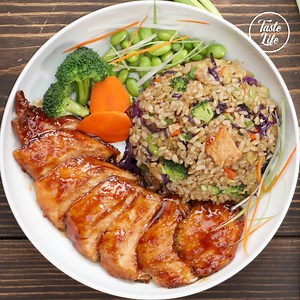 2M views · 5.1K reactions | So Good! Got me eating 10 bowls!!   More on TasteLife App  iOS: https://apple.co/3xGEzeG  Android: https://bit.ly/3Mffr31 | Taste Life | Facebook