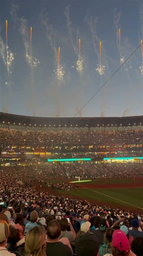 🎆 This Is Why You Stay Until the End ⚾