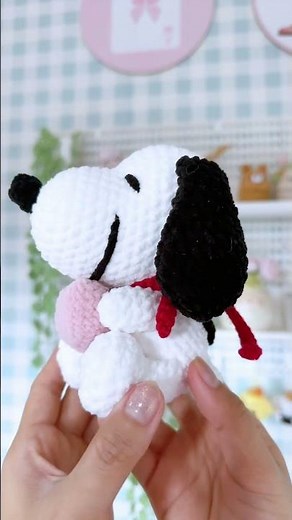 Crochet Snoopy #crochet #amigurumi #crochetpatterns #amigurumicrochet #handmade