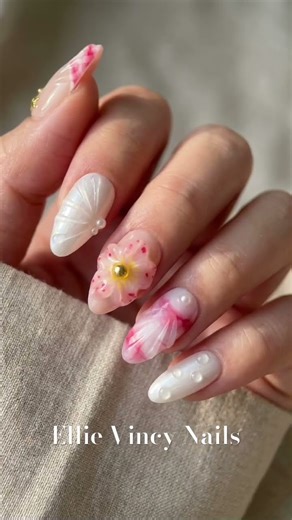 Visit Ellievincy.com #nails #nailart #ellievincynails