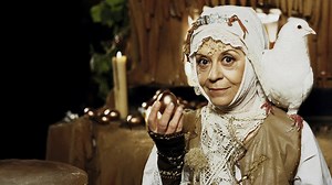 Perinbaba - Sledujte celý film online | Voyo