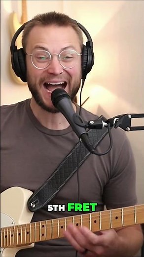 Blues Guitar: Cool Note Transition From 1 to 4 Chord! #shorts