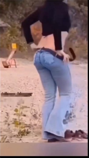 funny movie edit | woman Poo | NO BATIDÃO (slowed) #edit #shorts