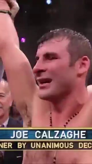 Joe Calzaghe went to America to embarrass the “GOAT” Roy Jones Jr. Funny how so many Americans still don’t rate Calzaghe after years of saying Calzaghe was scared to travel