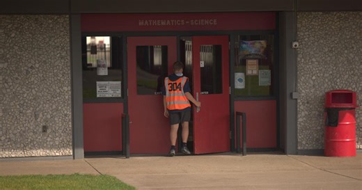 Here's what's going on with those vests at South Albany High School