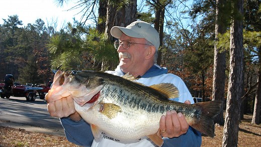 What are Oklahoma's record-breaking fish? See the biggest catches by the state's anglers