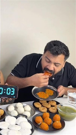 10 Seconds Spicy Momos Eating Challenge🥵🌶️ #shorts #momos #streetfood