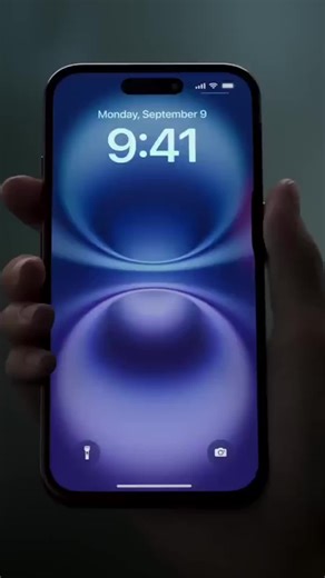 Apple Intelligence powers Writing Tools. Find the right words effortlessly with smarter tools on iPhone, Mac, and iPad. Summarise lectures, simplify group chats, and minimise distractions with prioritised notifications. Learn more, link in bio. #AppleIntelligence #iPhone #Mac #iPad