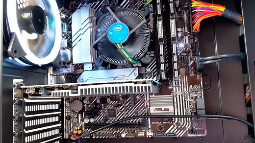 New Benchmarks Show Intel's Iris Xe DG1 Is a Legit Budget 1080p Gaming GPU