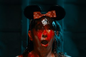 Disney’s 'Alien Encounter' Attraction Is Reborn as a Gory Play