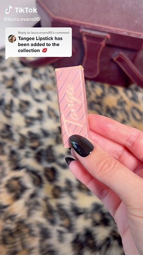 Laura Evans on TikTok