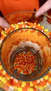 3.8M views · 7.4K reactions | Easy Halloween Decor  (produced by Kyle & Mistie) | Home Hacks & Easy Snacks | Facebook