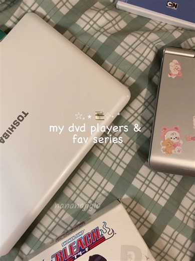 new portable dvd player who dis? 🥰👉🏽👈🏽 °•☆°•☆ decided to FINALLY get my dream portable dvd player! my smaller one was giving me some issues. ♡ ♡ ♡ _______________ #fypシ #aesthetic #physicalmedia #y2k #dvd