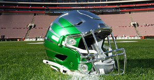 Oregon lands commitment from talented transfer DL